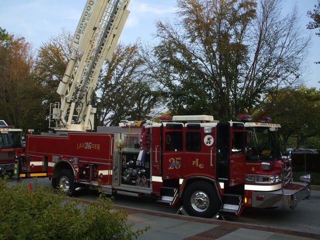 Ladder 25 on display at the Longwood Gardens Fireworks in Sept 2007